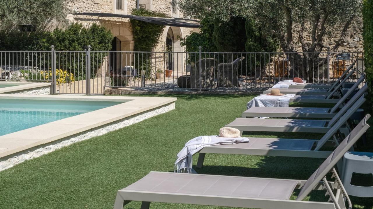 L'Ostal - Bed & Breakfast - Chambres Et Suites De 25 A 40M2 - Spa Saint-Hilaire-dʼOzilhan Kültér fotó